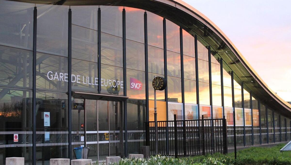 Vieux-Lille/Hypercentre: Lovely Equipped Studio Exterior photo